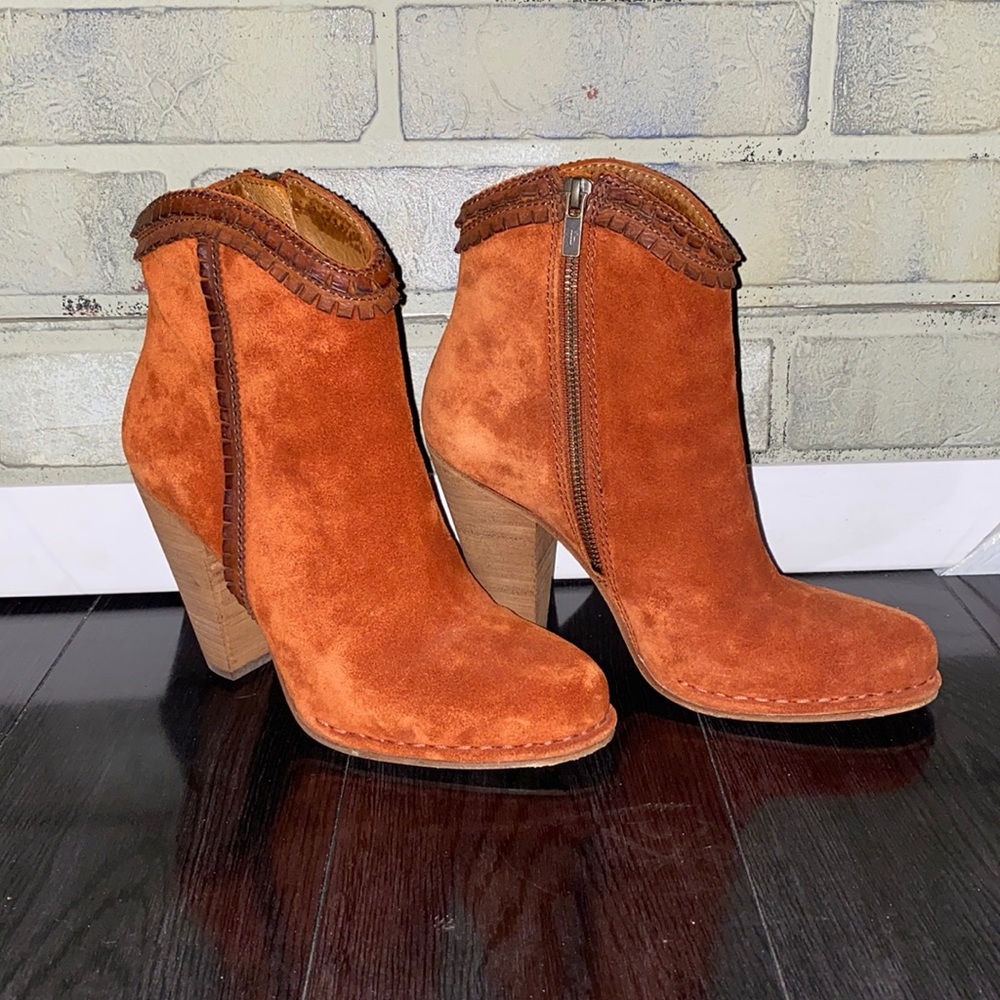 Frye Madeline Trim Short Boot in Rust ✨Sold out Style Rare Color